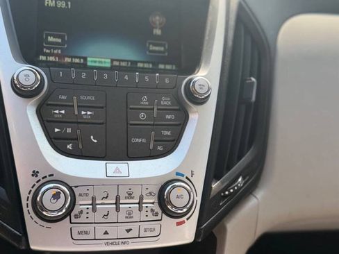 Used 2017 Chevrolet Equinox LT w/ Convenience Package FWD image 17