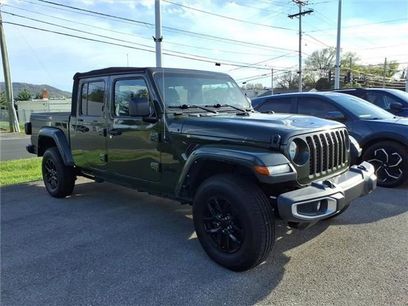 Used 2022 Jeep Gladiator Sport