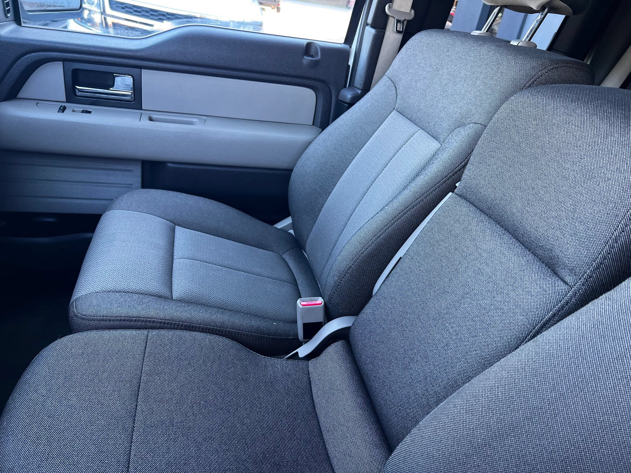 Used 2010 Ford F150 STX AWD/4WD image 19