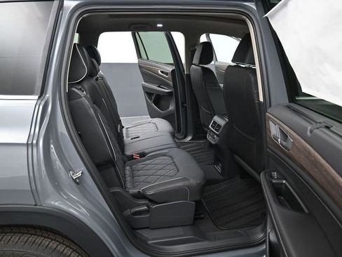 New 2026 Volkswagen Atlas SEL Premium R-Line AWD/4WD image 13