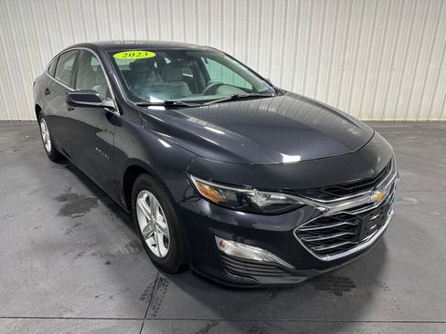Used 2023 Chevrolet Malibu LS w/ Driver Confidence Package FWD image 2