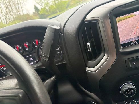 Used 2025 Chevrolet Silverado 2500 Custom w/ Custom Value Package AWD/4WD image 20