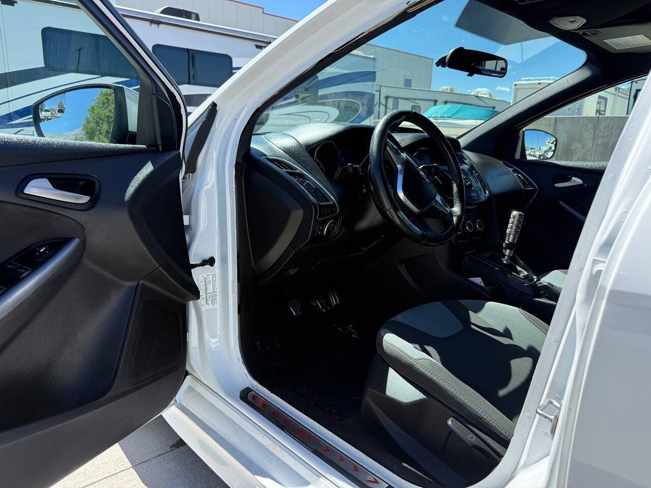 Used 2014 Ford Focus ST FWD image 13
