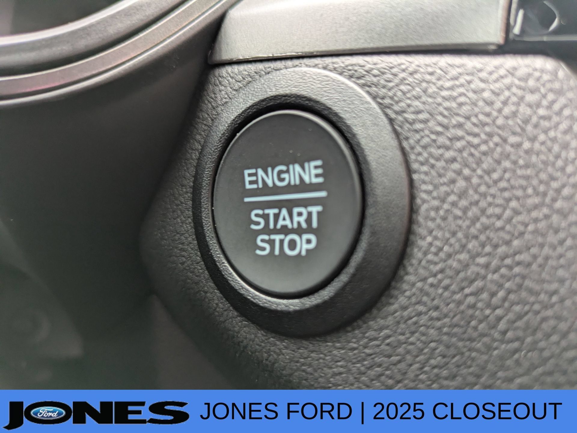 New 2025 Ford Escape Active FWD image 29