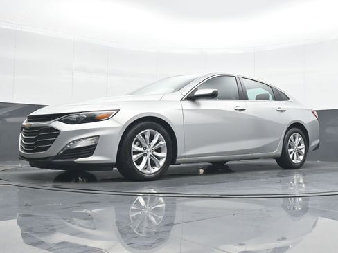 Used 2022 Chevrolet Malibu LT image 16