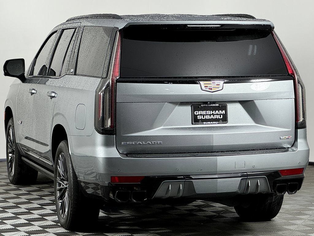 Used 2023 Cadillac Escalade V AWD/4WD image 4