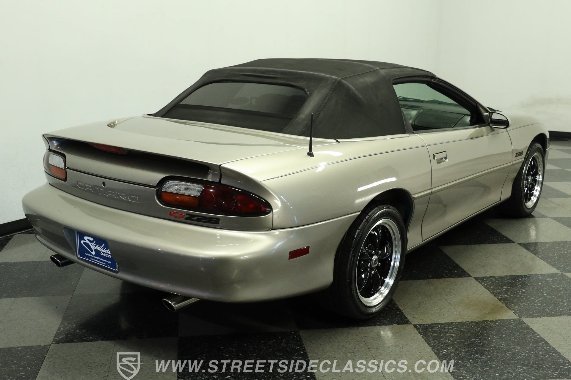 Used 1999 Chevrolet Camaro Z28 RWD image 11
