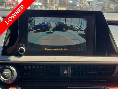 Used 2024 Toyota Prius Prime FWD image 27