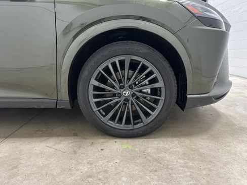 Used 2025 Lexus RX 350h w/ Accessory Package image 13