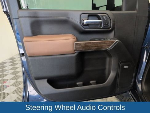 Used 2022 Chevrolet Silverado 3500 High Country image 34