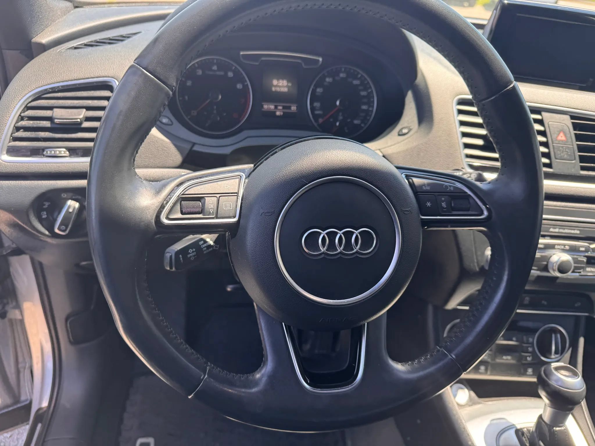 Used 2018 Audi Q3 2.0T Premium AWD/4WD image 18