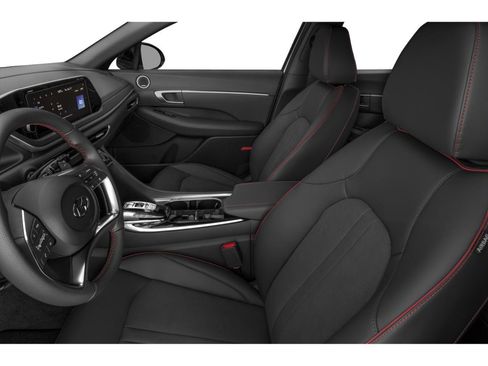 Used 2023 Hyundai Sonata SEL Plus w/ Winter Weather Package FWD image 4
