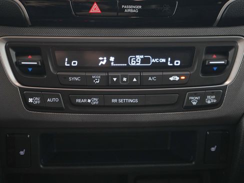 Used 2023 Honda Ridgeline RTL-E image 19