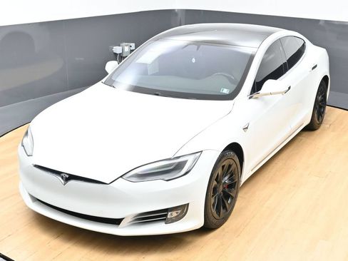 Used 2020 Tesla Model S Performance AWD/4WD image 43