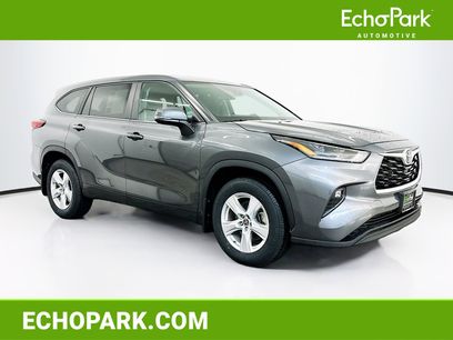 Used 2023 Toyota Highlander LE