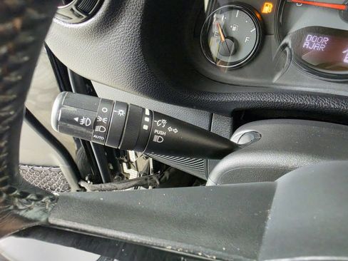 Used 2017 Jeep Wrangler Unlimited Sahara AWD/4WD image 13