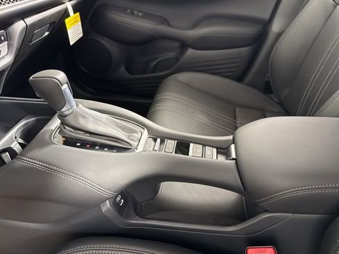 New 2026 Honda HR-V EX-L image 24
