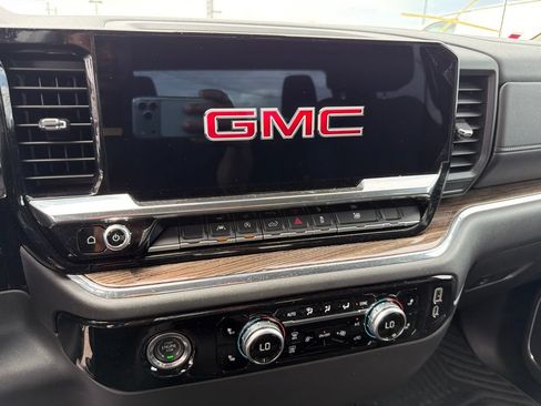 Used 2024 GMC Sierra 1500 Elevation AWD/4WD image 20