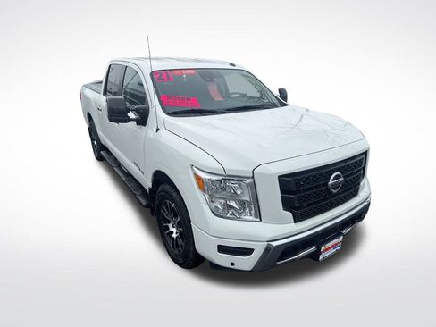 Certified 2021 Nissan Titan SV w/ SV Convenience Package image 36