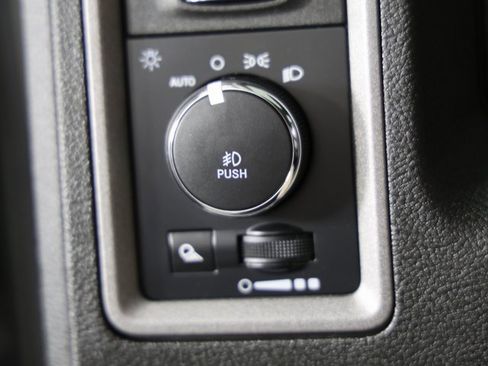 Used 2022 RAM 1500 Tradesman w/ Tradesman SXT Package image 24