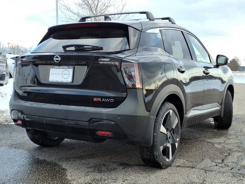 New 2026 Nissan Kicks SR w/ Cold Weather Package AWD/4WD image 4