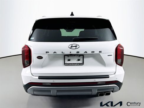 Used 2023 Hyundai Palisade SEL w/ Premium Package AWD/4WD image 6