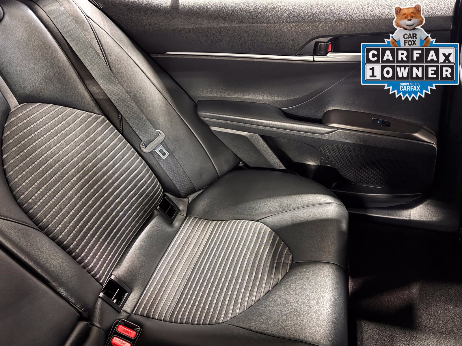 Used 2024 Toyota Camry SE FWD image 35