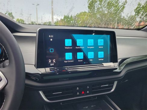 New 2026 Volkswagen Atlas Cross Sport SE image 9