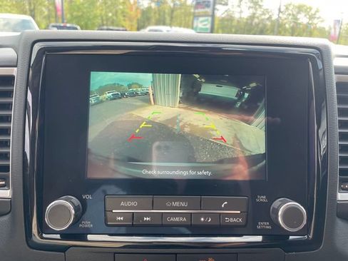 Used 2022 Nissan Frontier SV AWD/4WD image 20