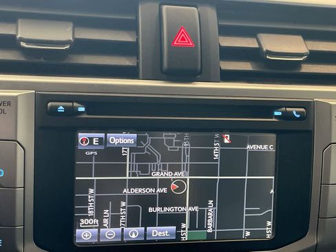 Used 2019 Toyota 4Runner SR5 image 18