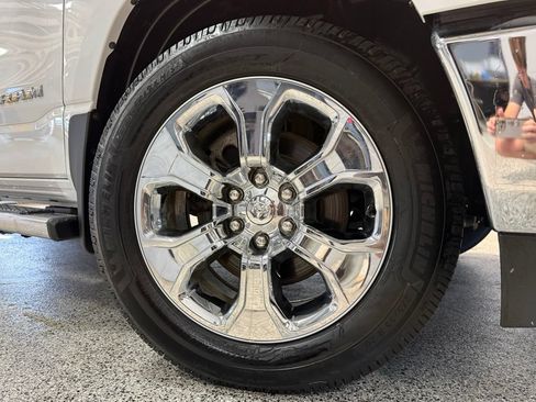 Used 2020 RAM 1500 Big Horn AWD/4WD image 8