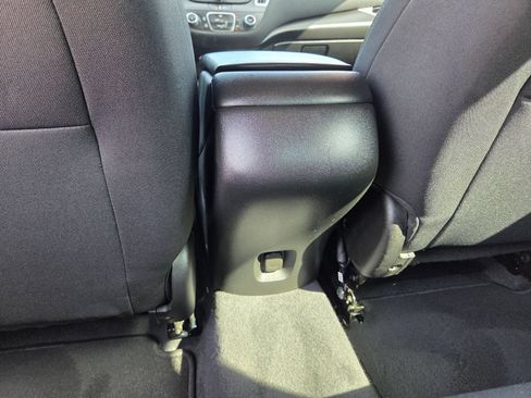 Used 2023 Chevrolet Malibu LS FWD image 20