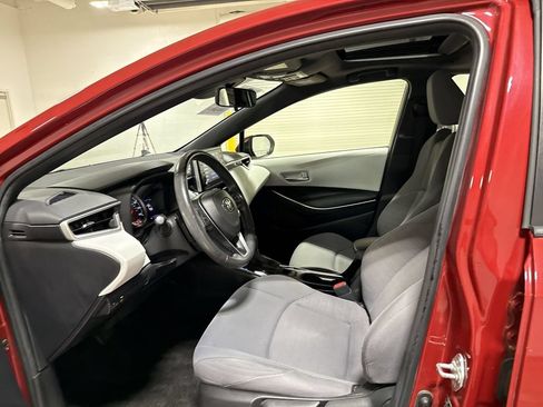 Used 2021 Toyota Corolla SE w/ SE Premium Package FWD image 20