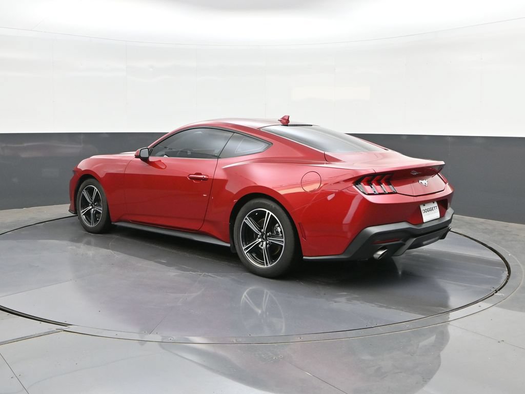 Used 2024 Ford Mustang Coupe RWD image 3