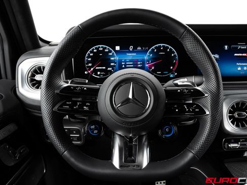 Used 2025 Mercedes-Benz G 63 AMG 4MATIC image 30
