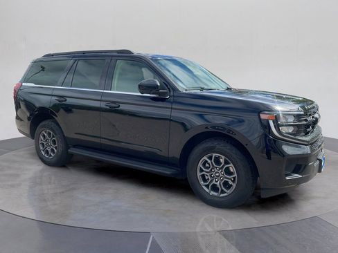 Used 2025 Ford Expedition Active AWD/4WD image 9