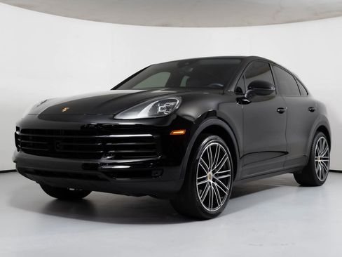 Used 2021 Porsche Cayenne Coupe image 11