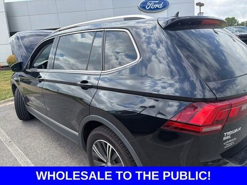 Used 2018 Volkswagen Tiguan SEL Premium FWD image 17