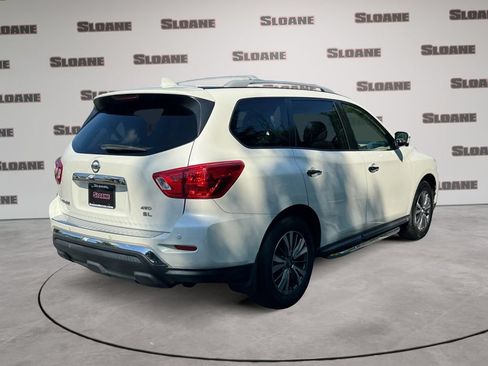 Used 2019 Nissan Pathfinder SL AWD/4WD image 5
