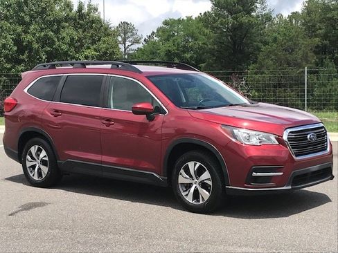 Used 2019 Subaru Ascent Premium w/ Popular Package #4 AWD/4WD image 2