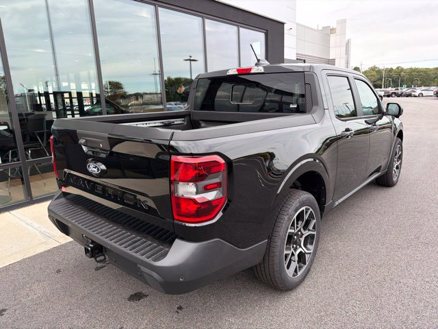 New 2026 Ford Maverick Lariat w/ 4K Tow Package AWD/4WD image 3