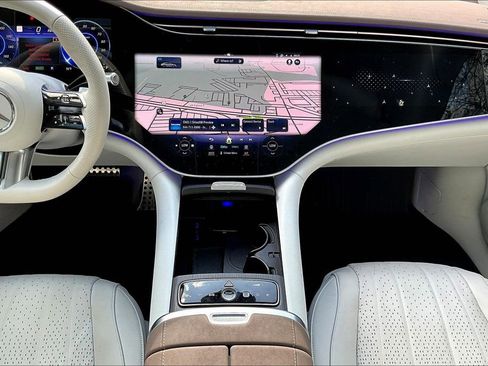 Used 2023 Mercedes-Benz EQS 580 4MATIC Sedan image 23