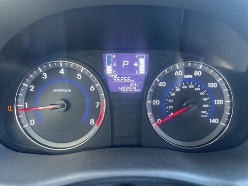 Used 2016 Hyundai Accent SE image 11