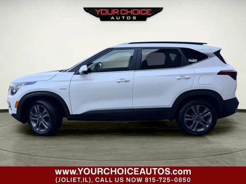 Used 2023 Kia Seltos S AWD/4WD image 2