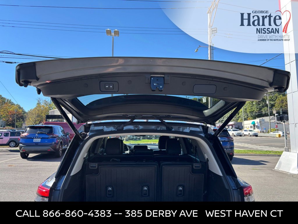 Certified 2024 Nissan Pathfinder SL w/ Cargo Package AWD/4WD image 25