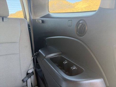 Used 2017 Honda Pilot EX image 31
