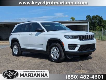 Used 2023 Jeep Grand Cherokee Laredo