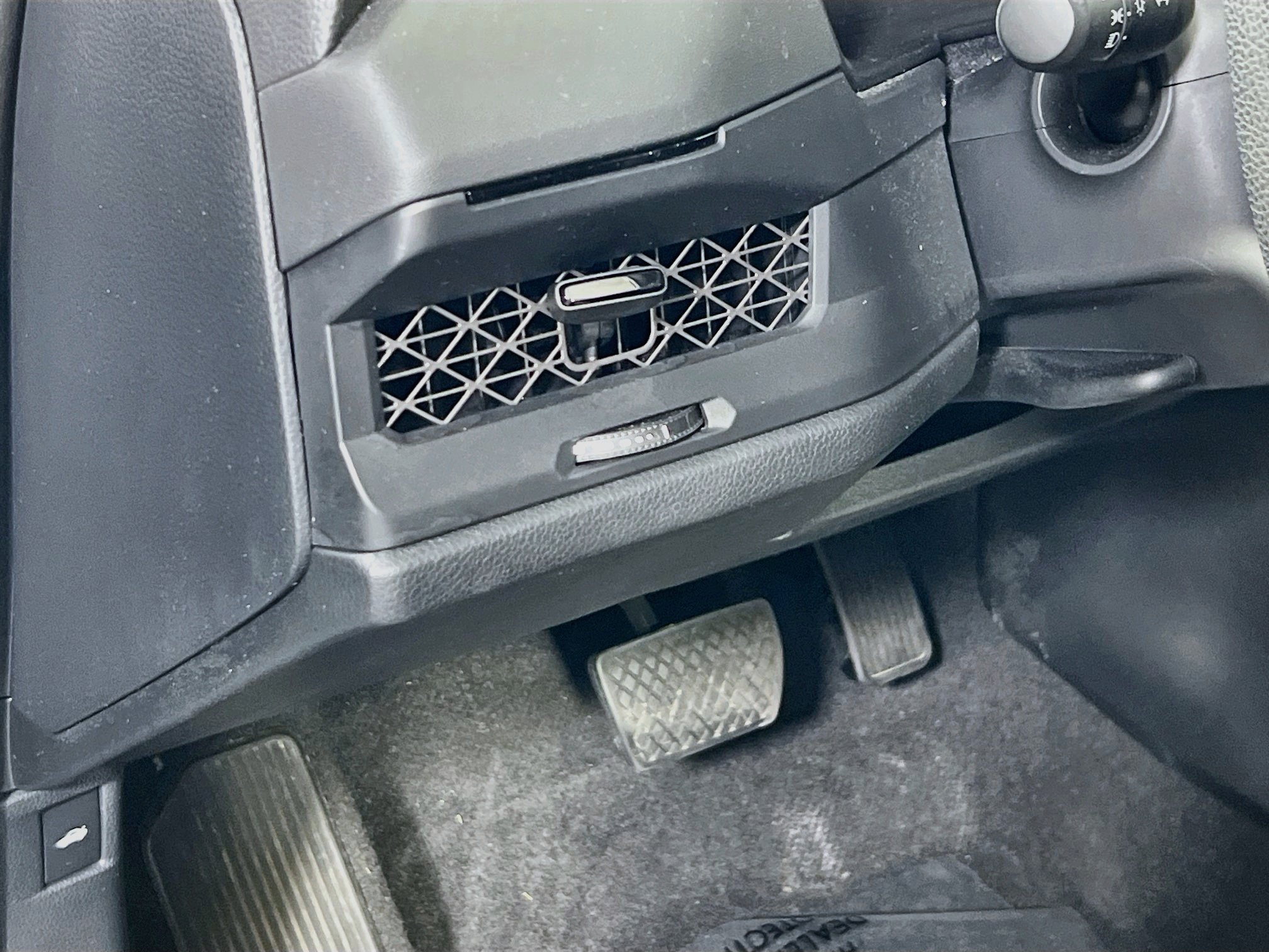Used 2023 Honda Accord LX image 10
