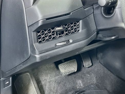 Used 2023 Honda Accord LX image 10