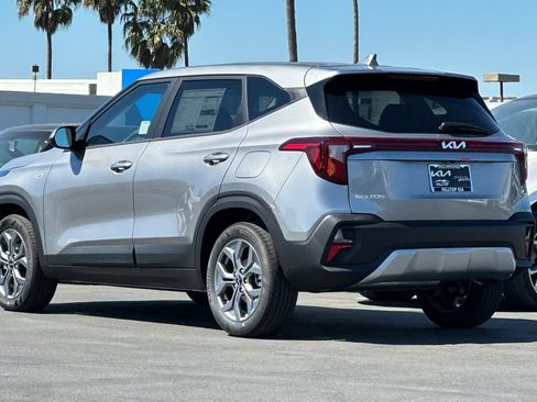 New 2026 Kia Seltos LX image 6